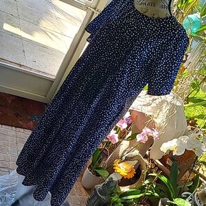 Dress navy blue and white dots